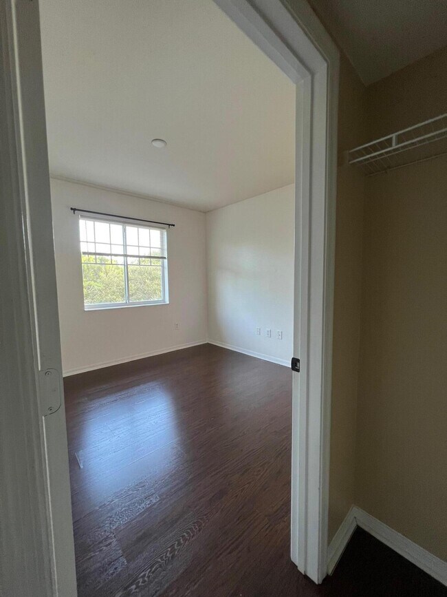 Building Photo - 6434 Emerald Dunes Dr