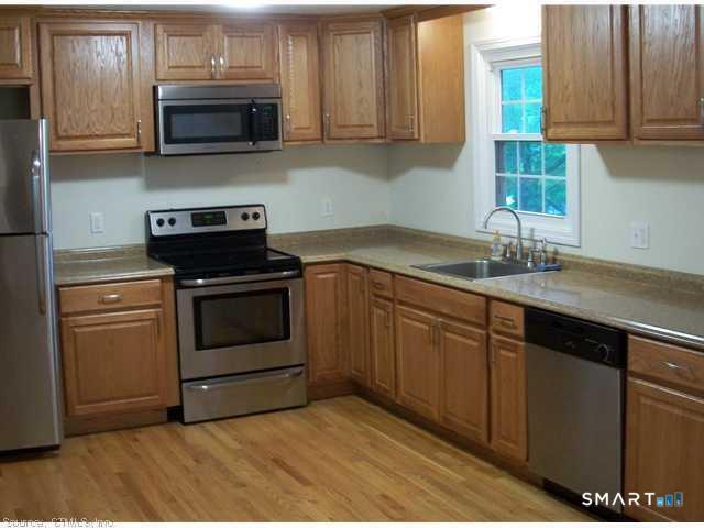 Building Photo - 533 Quinnipiac Ave