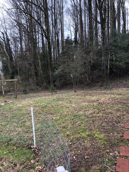 Building Photo - 940 Glenn Bridge Rd SE