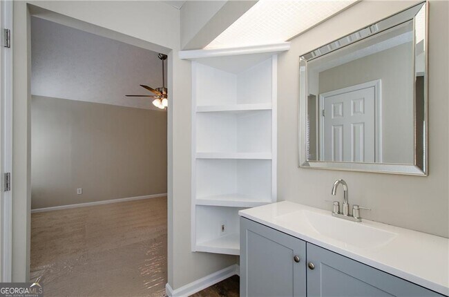 Building Photo - 10840 Mortons Crossing