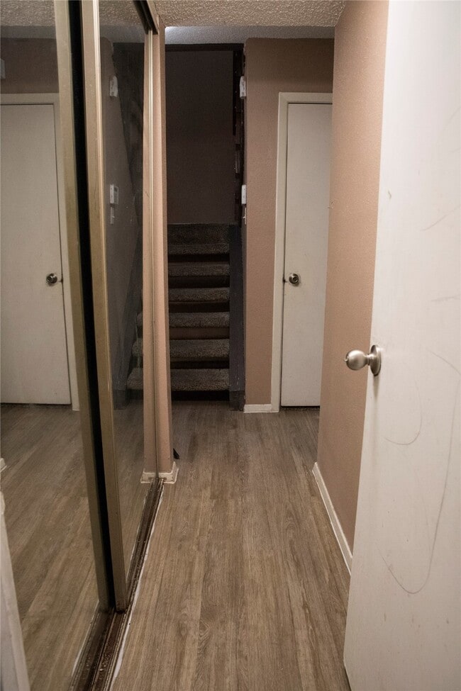 Building Photo - 7075 Greenway Chase St