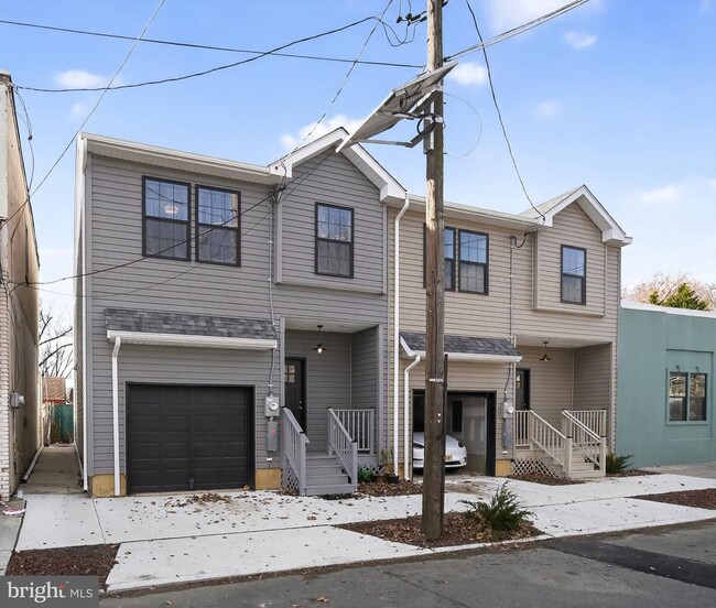 Building Photo - 508 Richey Ave