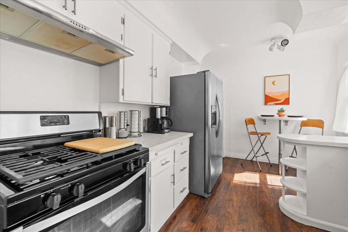 Building Photo - 4281 McClung Dr