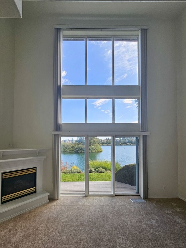 Building Photo - 306 Crystal Springs Ln N