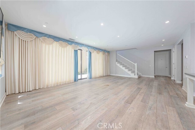 Building Photo - 133 Toretta