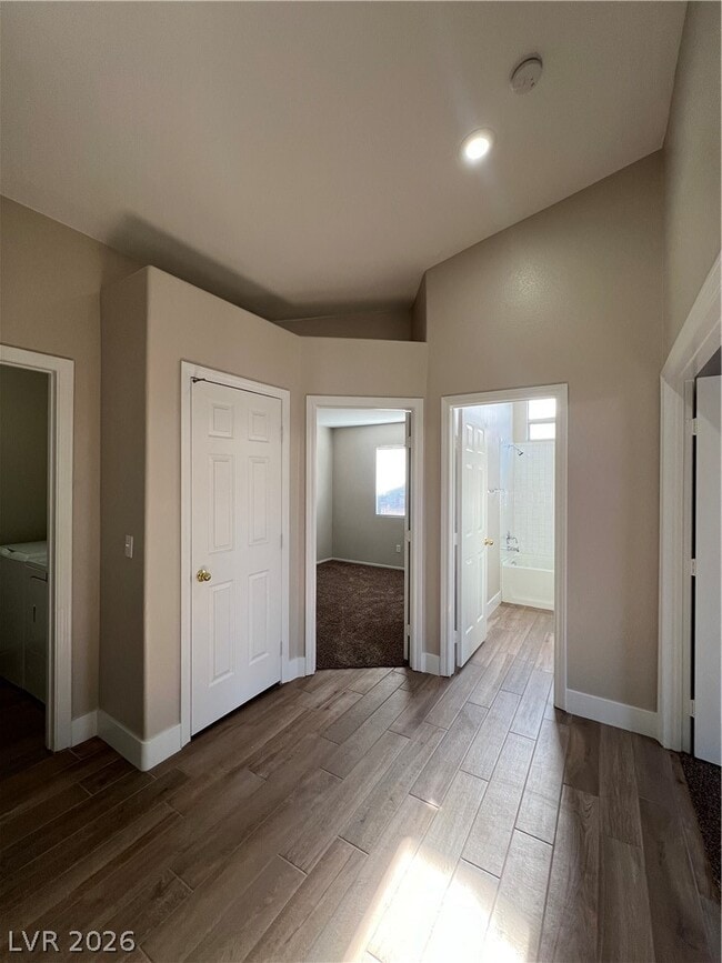 Building Photo - 917 Ashford Way