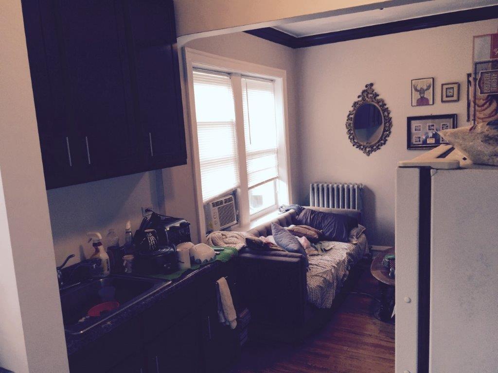 Building Photo - 2520 N Sawyer Ave