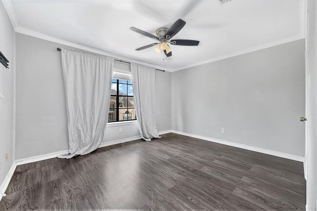 Building Photo - 3555 Ashfield Dr