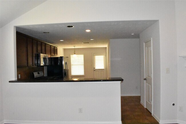 Building Photo - 20206 Sweet Magnolia Pl