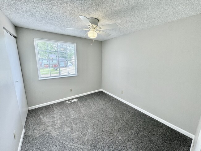Building Photo - 4408 N Bay Dr