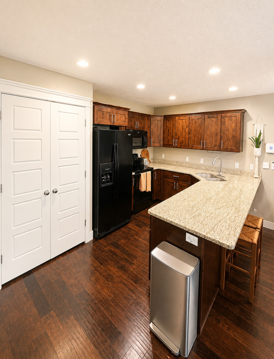 Kitchen - 240 W 1030 S