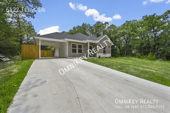 Building Photo - 6127 Tejas Dr