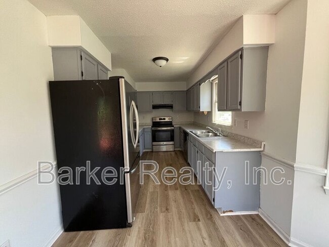 Building Photo - 8029 Perry Creek Rd