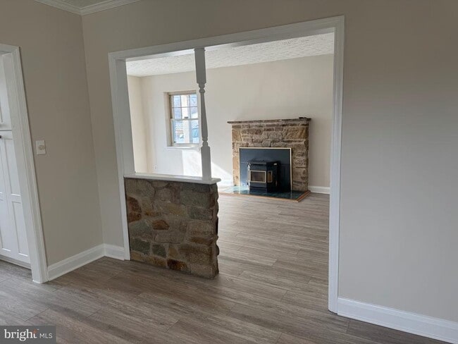 Building Photo - 11415 Eastern Ave