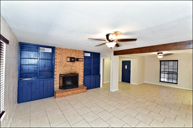 Building Photo - 4504 R J Lunn Ct