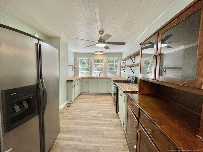 Building Photo - 146 Brewster Hussey Ln