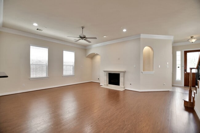Building Photo - 14459 Basalt Ln