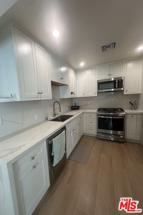 Building Photo - 6824 Chimineas Ave