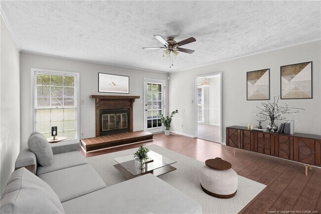 Building Photo - 6924 Woodmark Dr