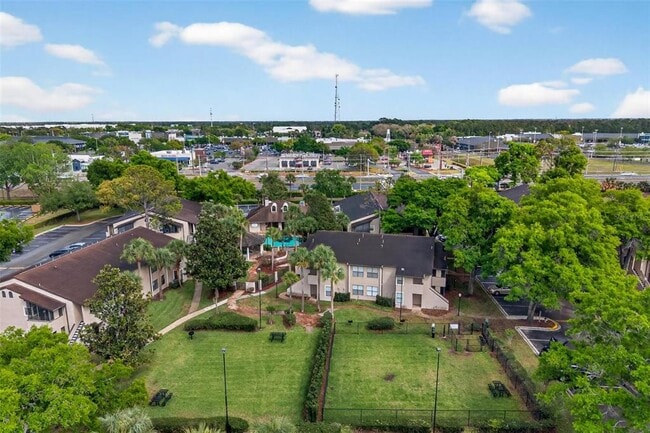 Building Photo - 2929 Antique Oaks Cir