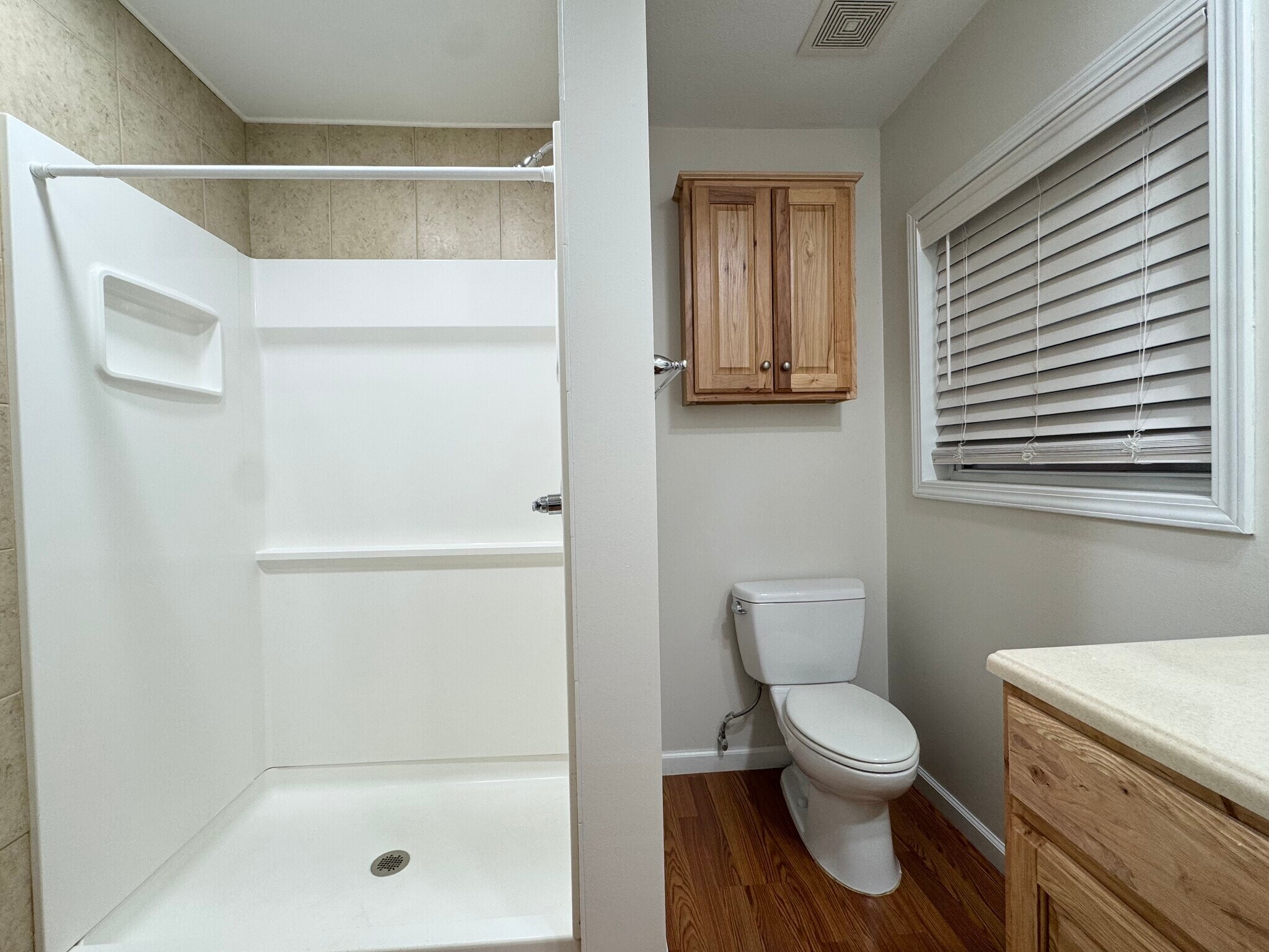 Building Photo - 517 Gillis St