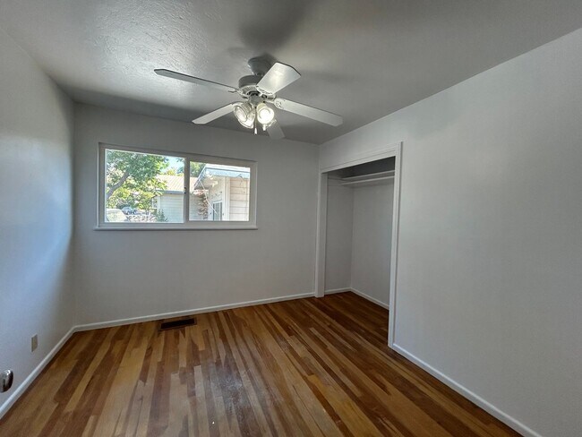 Building Photo - 1559 Boynton Ave