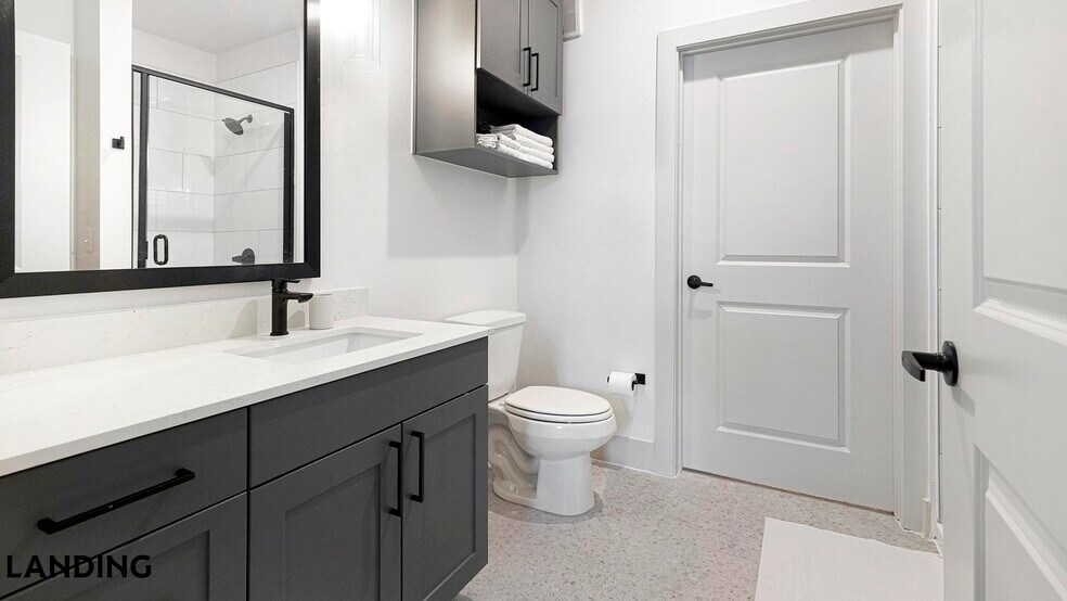 Building Photo - 18111 La Cantera Terrace