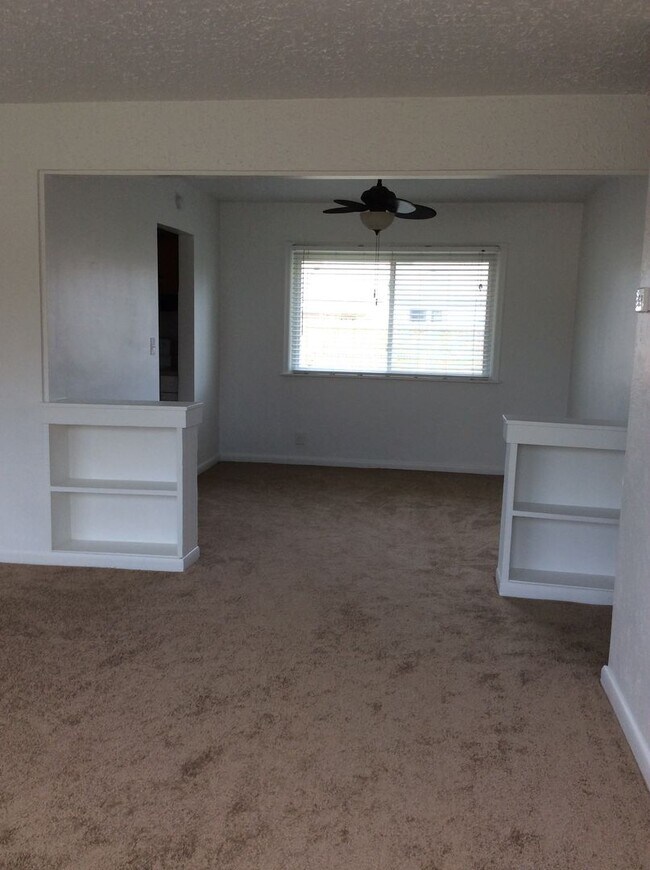 Building Photo - Coming Soon – Renovated 3-Bedroom Home in ...