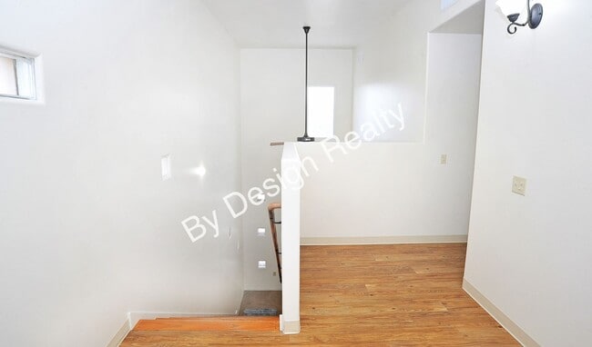 Building Photo - One-of-a-Kind Midtown 3 Bed 2.5 Bath Home | 2,040 SQ FT of Custom Craftsmanship