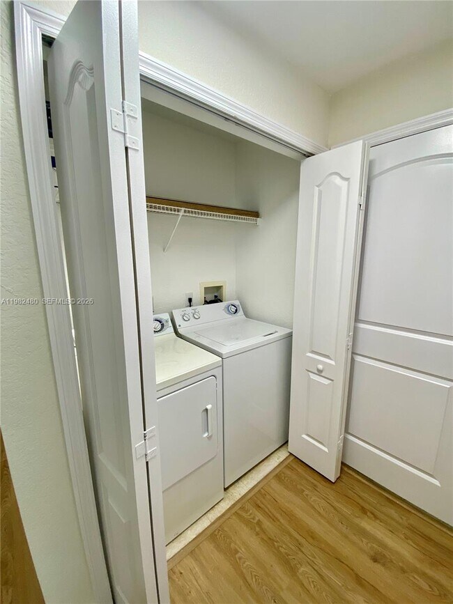 Building Photo - 11032 Legacy Dr