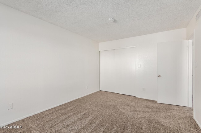 Building Photo - 4764 W Palo Verde Dr