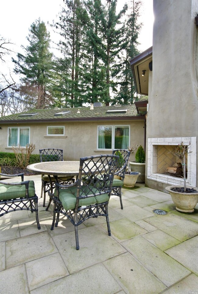 Building Photo - 1571 Silver Trail