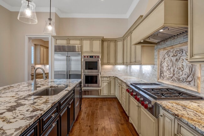 Building Photo - 5014 Mountview Pl