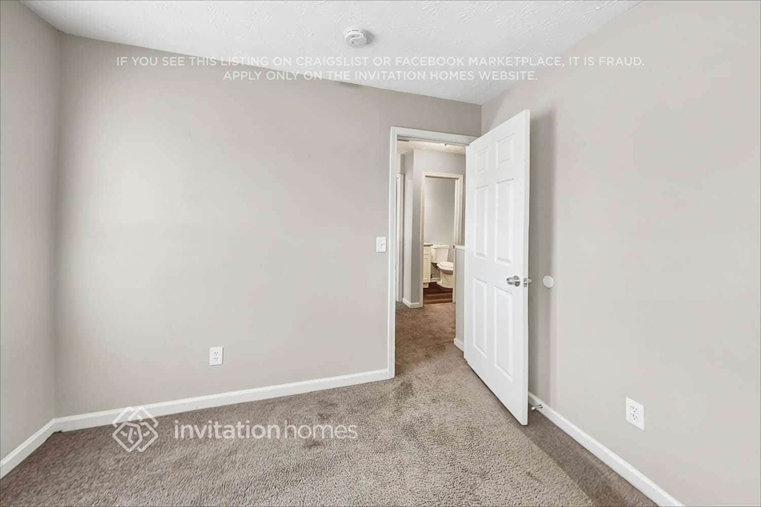 Building Photo - 10 Summer Breeze Ct