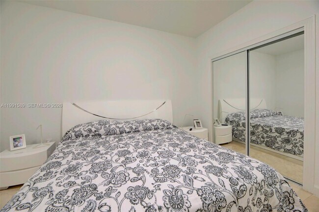 Building Photo - 10700 NW 66th St