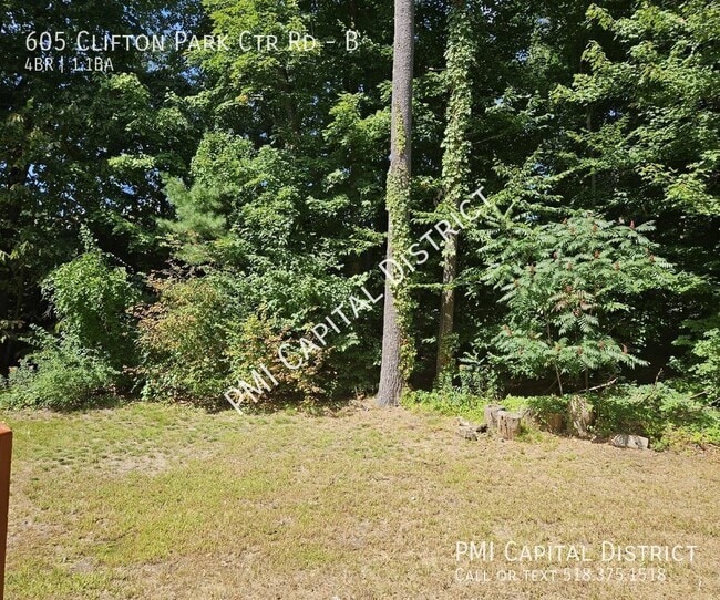 Building Photo - 605 Clifton Park Center Rd