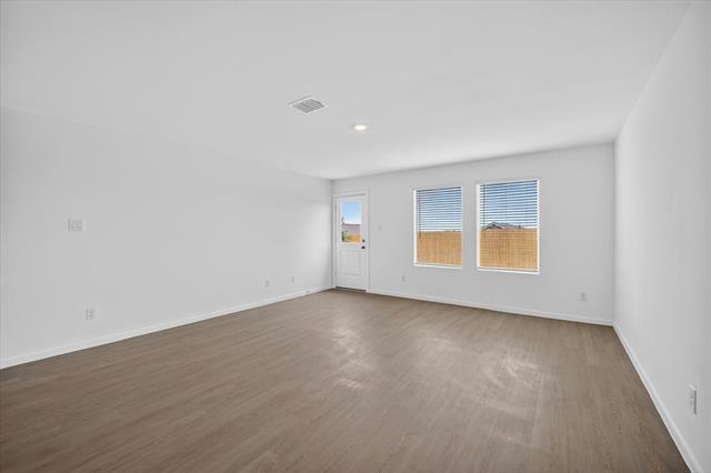 Building Photo - 3703 Longleaf Dr