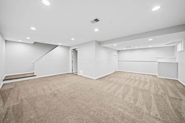 Building Photo - 1094 Farrington Dr