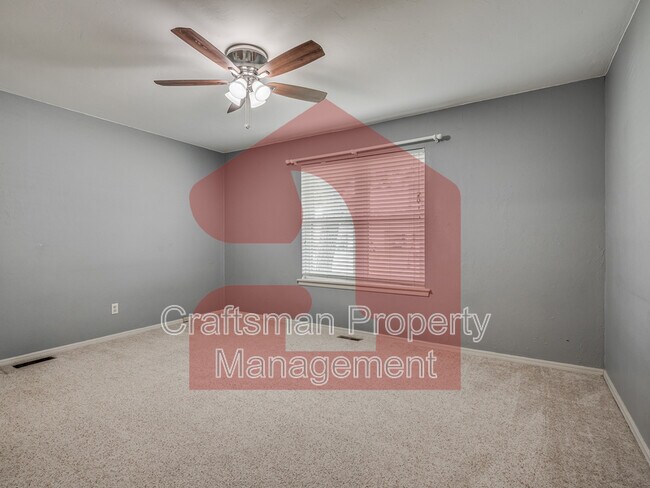 Building Photo - 5313 NW 110th St