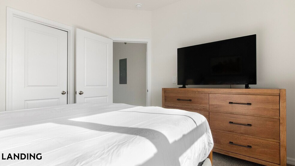 Building Photo - 8925 Livigno Wy