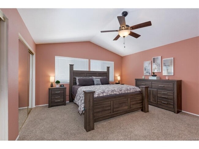 Building Photo - 2482 Sena St