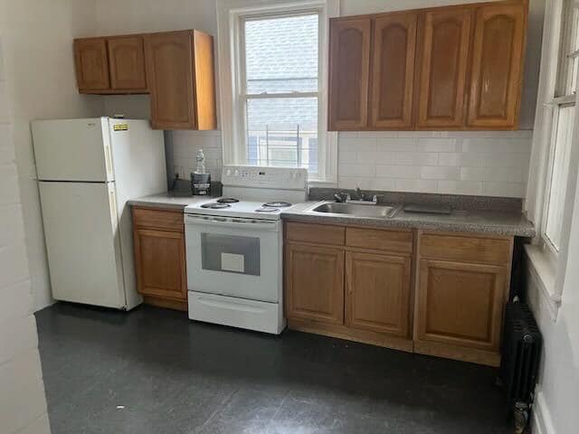 Building Photo - 72 Bruce Ave