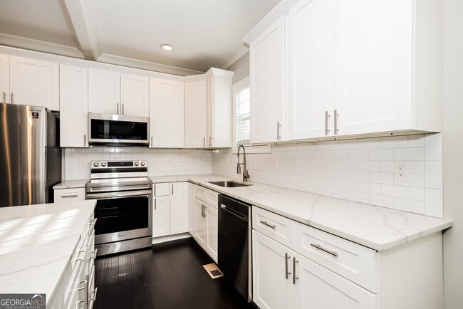 Building Photo - 10 Magan Ct