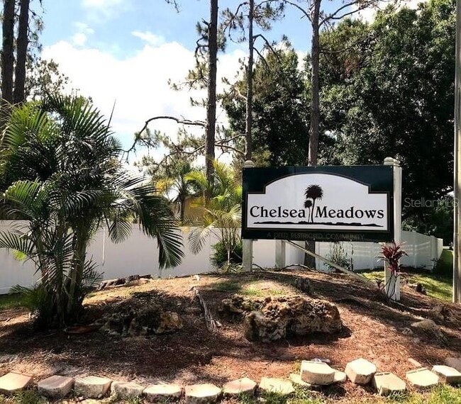 Building Photo - 22640 Watersedge Blvd