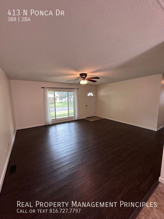 Building Photo - 413 N Ponca Dr