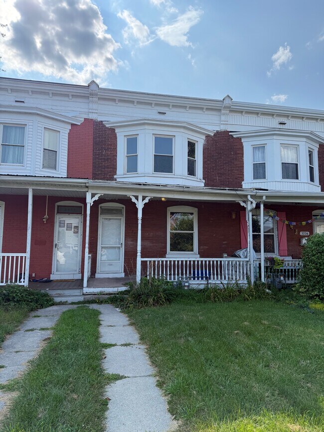 Primary Photo - 3234 Hoffman St