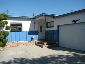 Building Photo - 3715 W 225th St