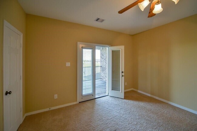 Building Photo - 3719 Finch Springs Ln