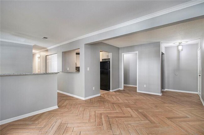 Building Photo - 3599 Woodbriar Cir