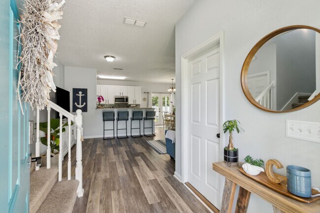 Building Photo - 95152 Cypress Trail